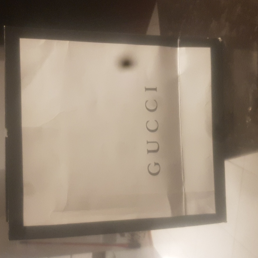 Gucci shopping bag
